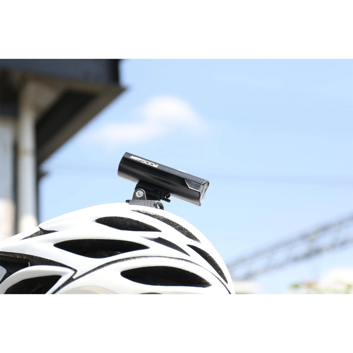 Cateye AMPP 500S Front Bike Light - 500 Lumen USB-C Rechargeable with Wide Beam