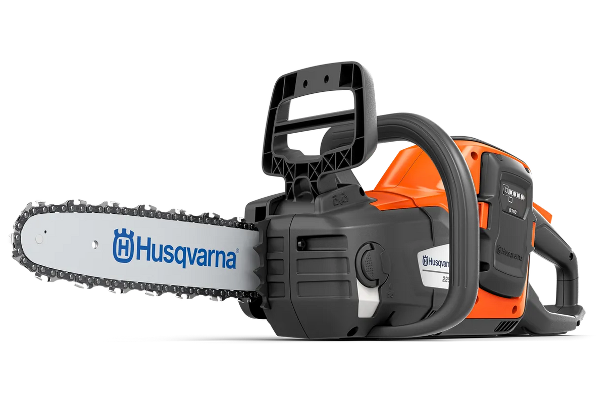 Husqvarna 225i Chainsaw - 36V Battery, 14" Bar with Battery & Charger