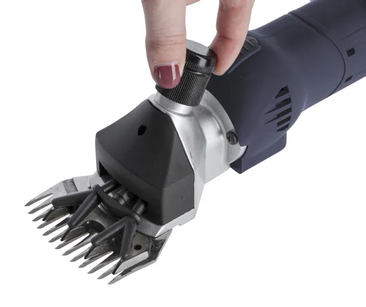 Clipster AKKU2 Battery Sheep Shearer 14.4V - Cordless Clippers for Sheep & Cattle