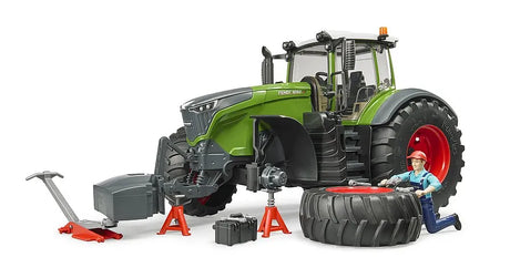 Bruder Fendt 1050 Vario Tractor & Accessories