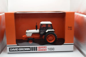 David Brown 1690 Model Tractor 1:32 Scale Die‑Cast 2WD by Universal Hobbies (1980‑84)