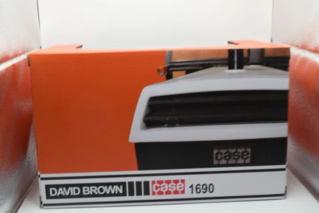 David Brown 1690 Model Tractor 1:32 Scale Die‑Cast 2WD by Universal Hobbies (1980‑84)