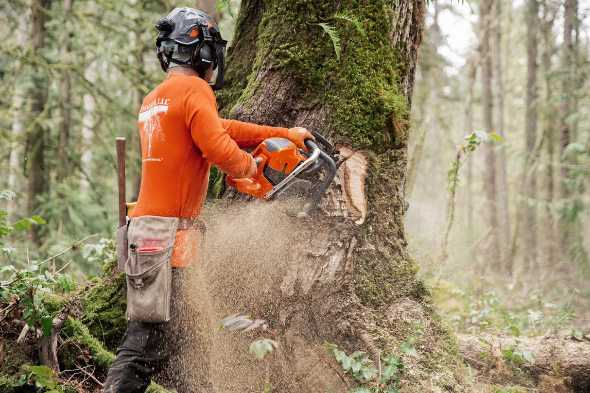 Husqvarna 592 XP Chainsaw - Premium 93cc Professional Chainsaw with 36 inch Bar