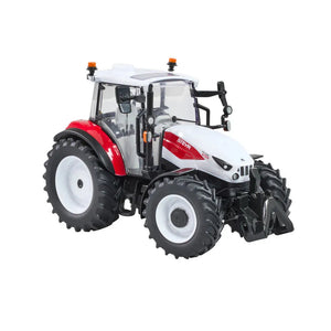 Britains Steyr 4120 Plus Tractor 1:32 Scale