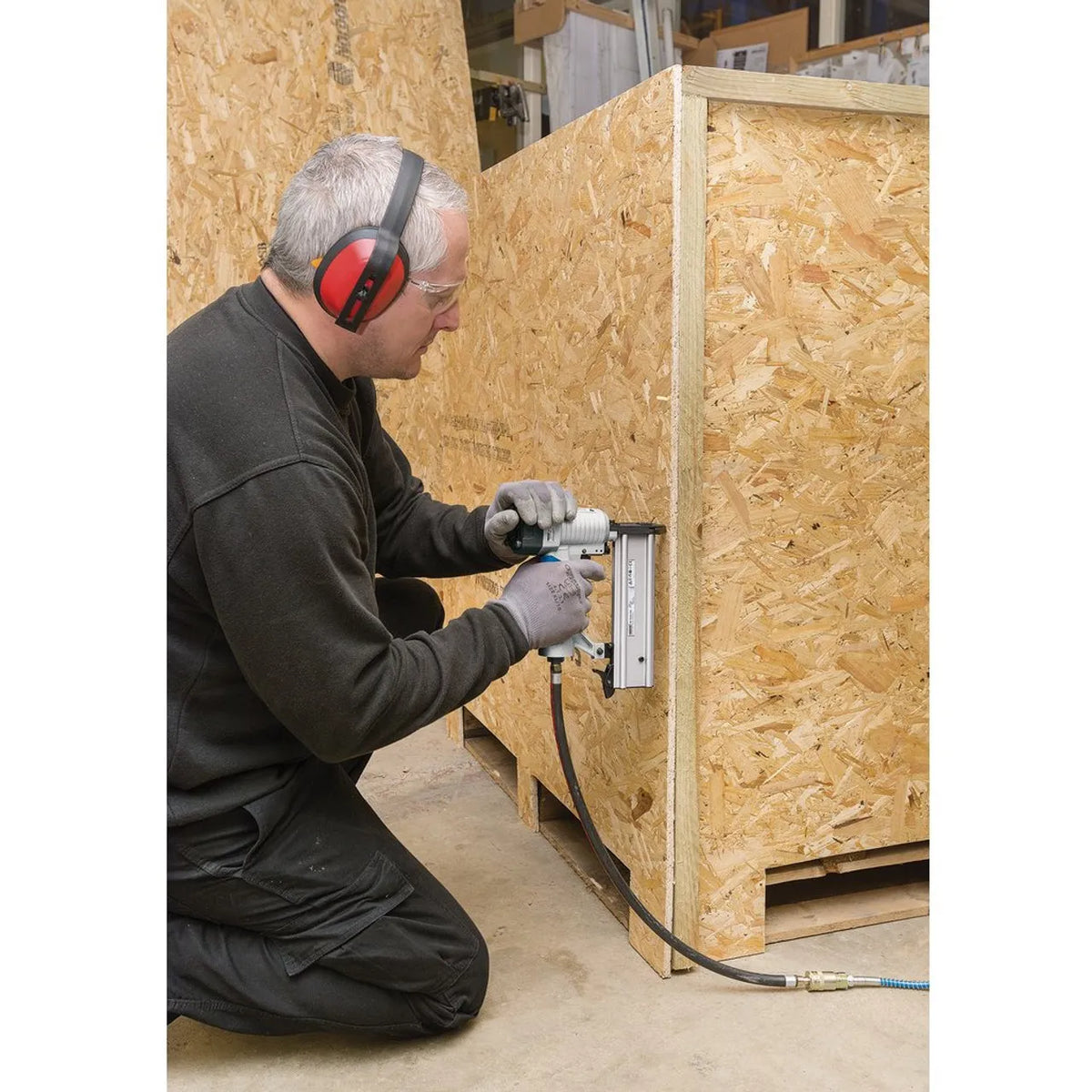Draper 10-50mm Air Nailer - Lightweight & Reliable Air Nailer