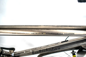 Van Nicholas Astraeus Ultegra Di2