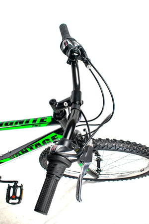 IGNITE Vantage 14" Frame MTB - 18-Speed Shimano, 26" Alloy Wheels, Black/Green