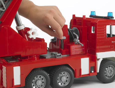 Bruder MAN TGA Fire engine with selwing ladder