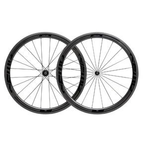 FFWD F4 R Carbon wheels