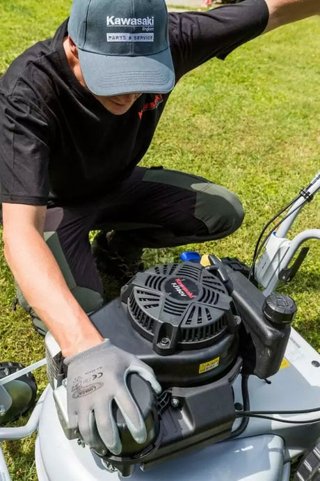 GRIN PM53A KW Kawasaki Engine Mulching Lawnmower