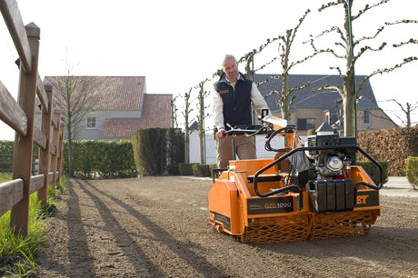Eliet GZC 1000 Hydrostatic Seeder