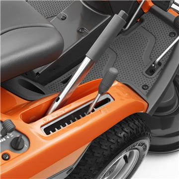 Husqvarna RC 320Ts AWD Rider Lawnmower