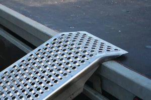Heavy-Duty 1000kg Aluminum Curved Ramps - Set of 2, 2m Length