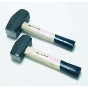 Hilka 2.5 lb Lump Hammer with Handle