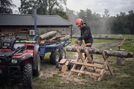 Husqvarna 435i Chainsaw - 36V Cordless, 14" Bar, Weatherproof & Brushless