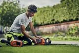 Husqvarna 520iHT4 Battery-Powered Telescopic Pole Hedge Trimmer
