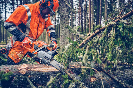 Husqvarna 560 XP Mark II Chainsaw 15" Bar