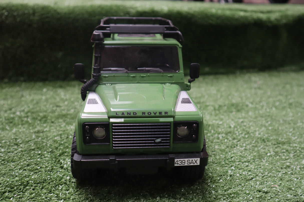 Bruder Landrover Defender