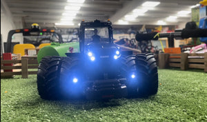 Siku Claas Xerion 5000 black on duals with Bluetooth