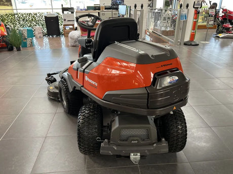 Husqvarna R 420TsX AWD Rider Lawnmower