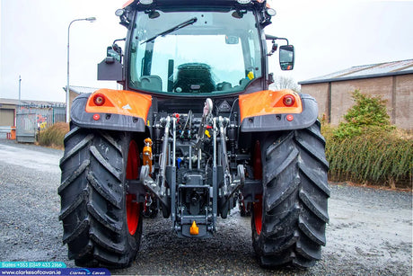 Kubota M6-122