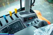 Kubota M6-122