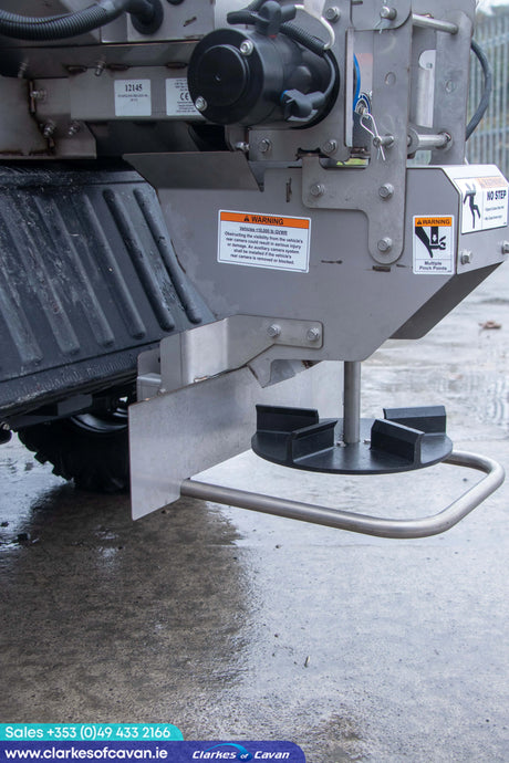 SnowEx Helixx 12145 Stainless Steel UTV/RTV Salt Spreader