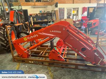 Kubota LA2255 Front Loader