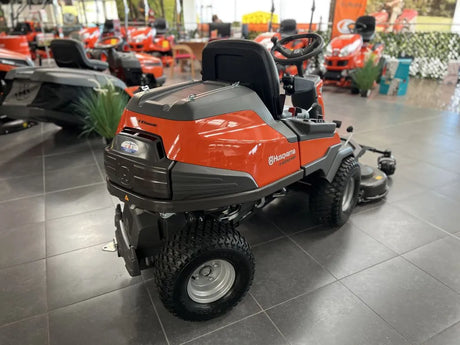 Husqvarna R 420TsX AWD Rider Lawnmower