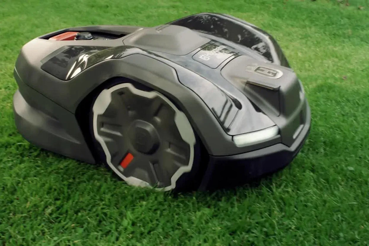 Husqvarna Automower® 410XE NERA