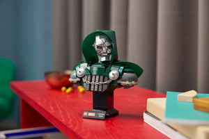 LEGO Marvel 76345 Doctor Doom Bust