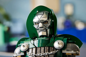 LEGO Marvel 76345 Doctor Doom Bust