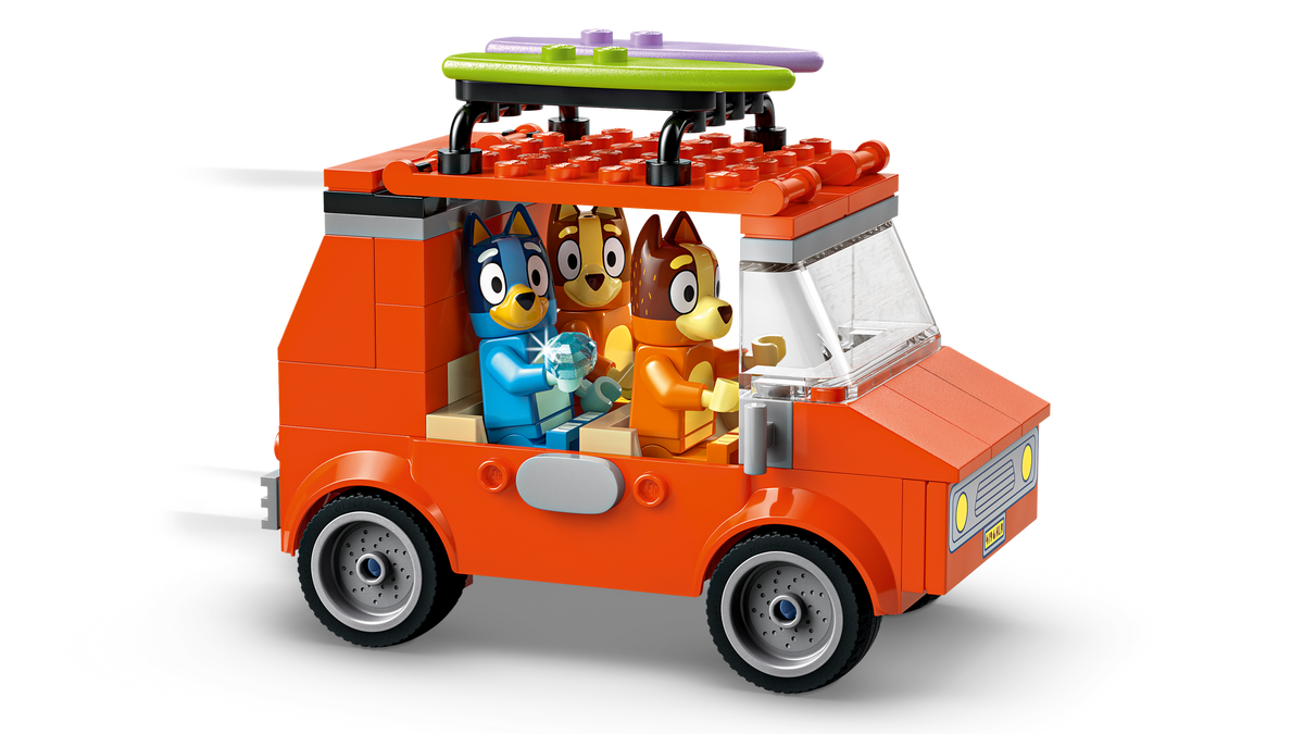 LEGO Bluey 11202 Blueys Beach & Family Car Trip
