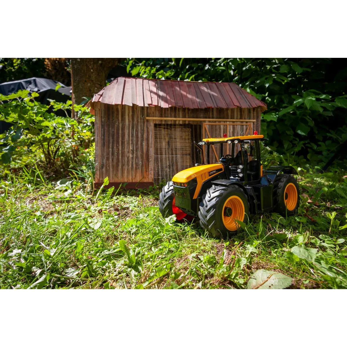 Jamara JCB Fastrac Tractor 1:16 2.4GHz RC