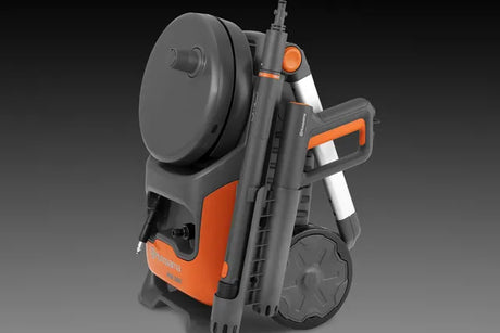 Husqvarna PW 360 Pressure Washer | 160 Bar, 3-in-1 Lance & Hose Reel
