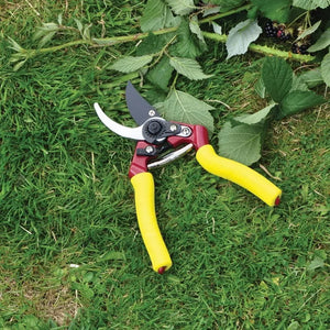 Kingfisher Cushion Grip Secateur