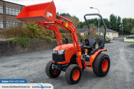 Kubota B2-261 Loader