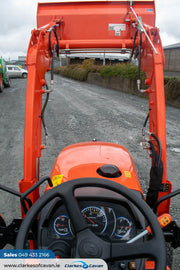 Kubota B2-261 Loader