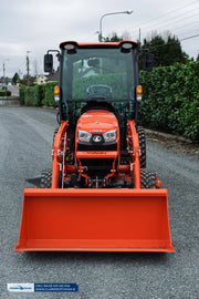 Kubota LX-351 Cab and Loader