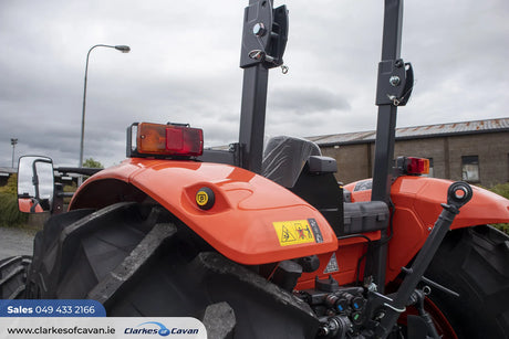 Kubota M4063 ROPS