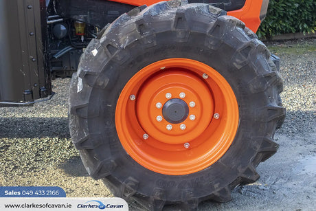 Kubota M6-111U