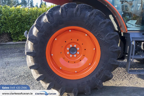 Kubota M6-111U