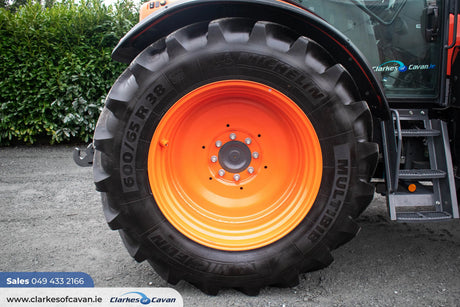 Kubota M6-122 FL
