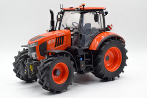 Kubota M7‑174 Model Tractor 1:32 Scale Die‑Cast with Weights by Universal Hobbies