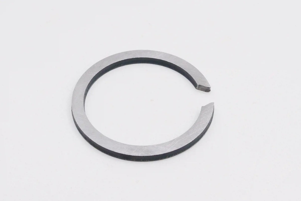 Kubota OEM External Circlip (36730-28043) - Gear Shift & Transmission Retainer