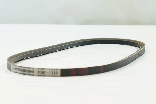 Kubota V-Belt 15841-97010 - Genuine Belt 32 for Dynamo Systems