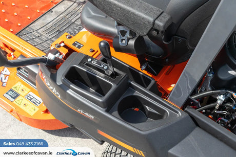 Kubota Z1-421 Zero Turn Lawnmower