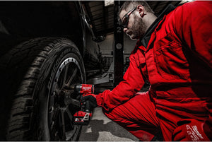 Milwaukee M18 FUEL ½″ Impact Wrench Kit - 881 Nm Torque, 2x 5.0Ah Batteries, Case & Charger