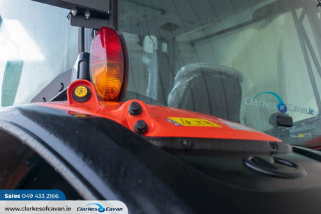 Kubota M6-101U