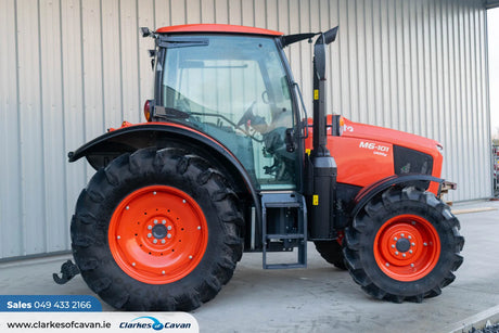 Kubota M6-101U